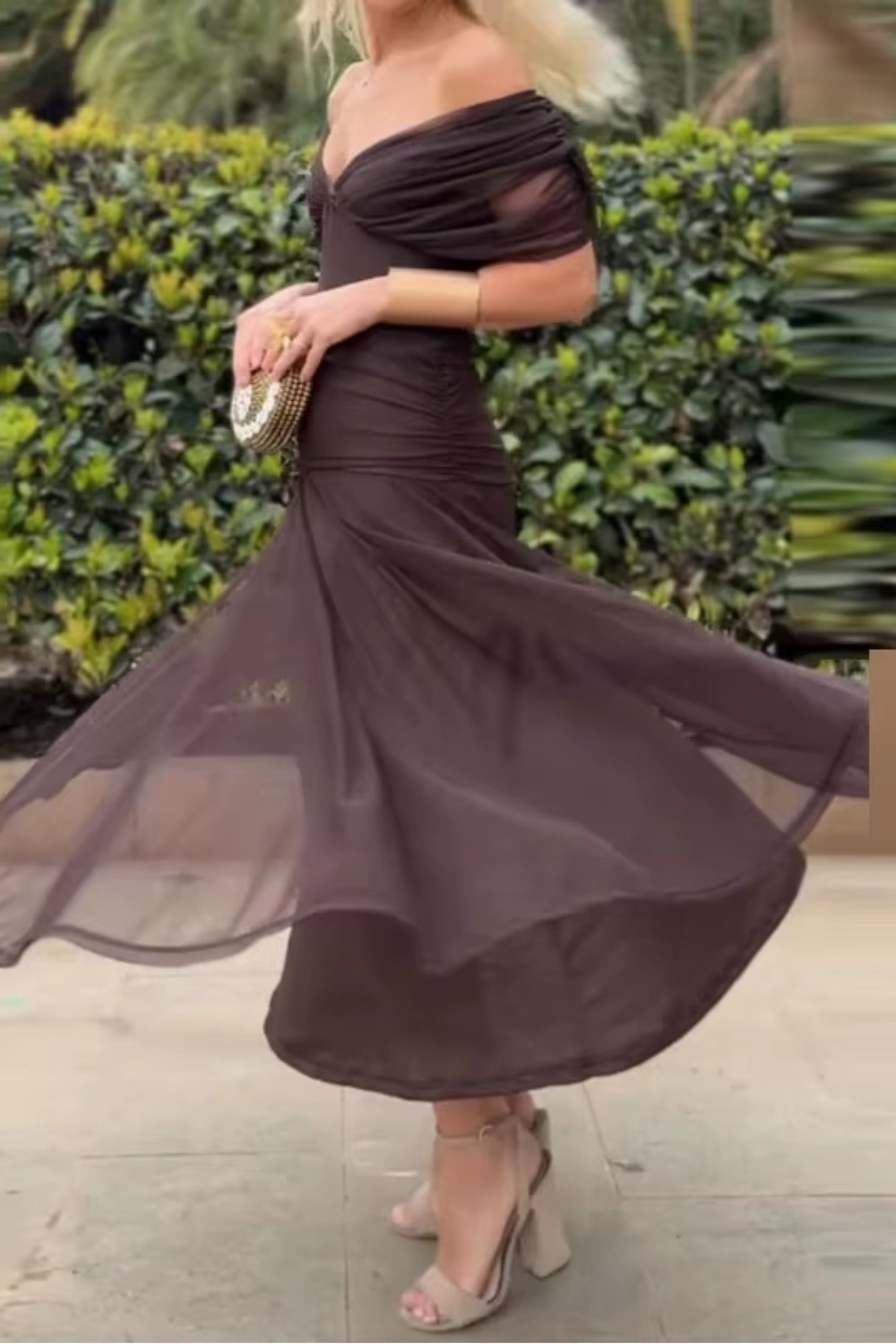 Women's Wedding Guest Maxi Dress with Off-Shoulder Neckline